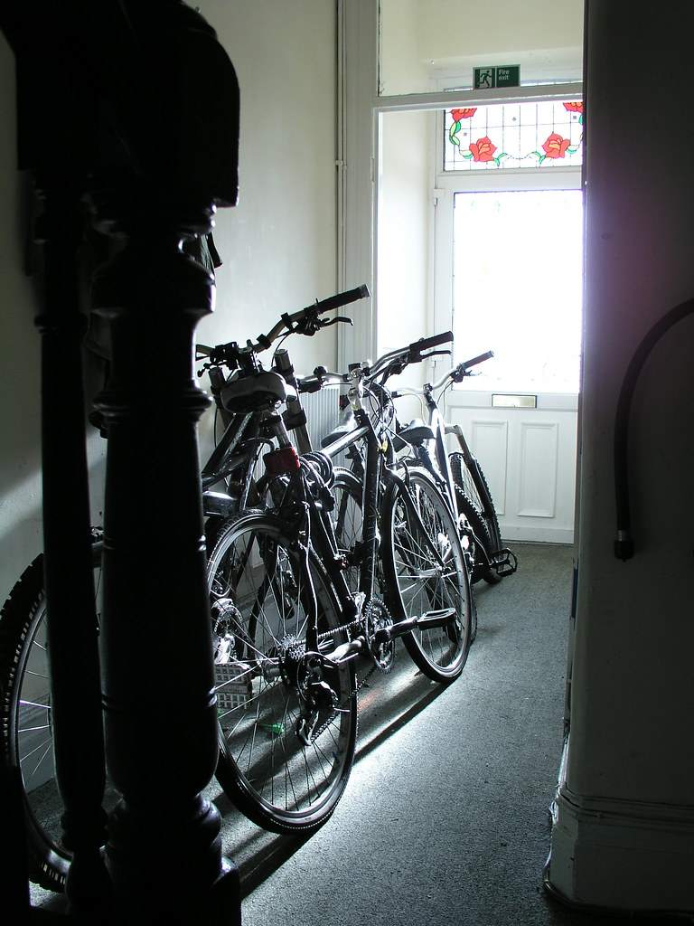 2438675638 fc6c537158 b